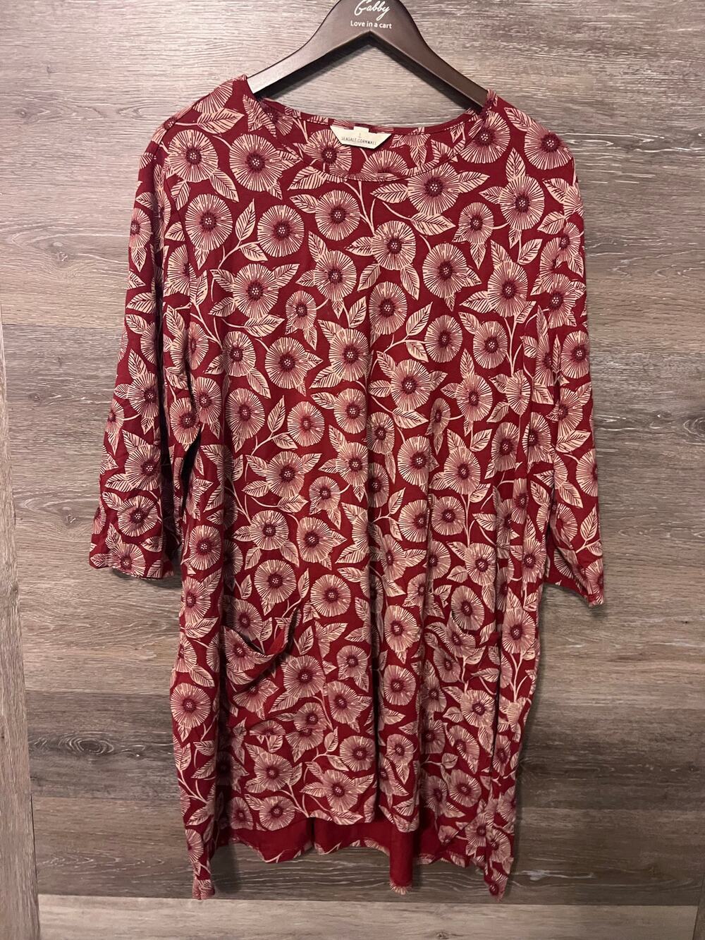 Seesalt Cornwall size 18 plus dress red floral with pockets short sleeves